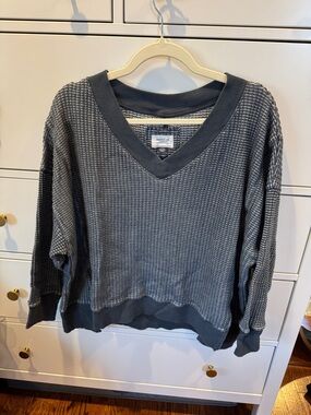 American Eagle Outfitters Washed Charcoal Waffle V-Neck Sweater